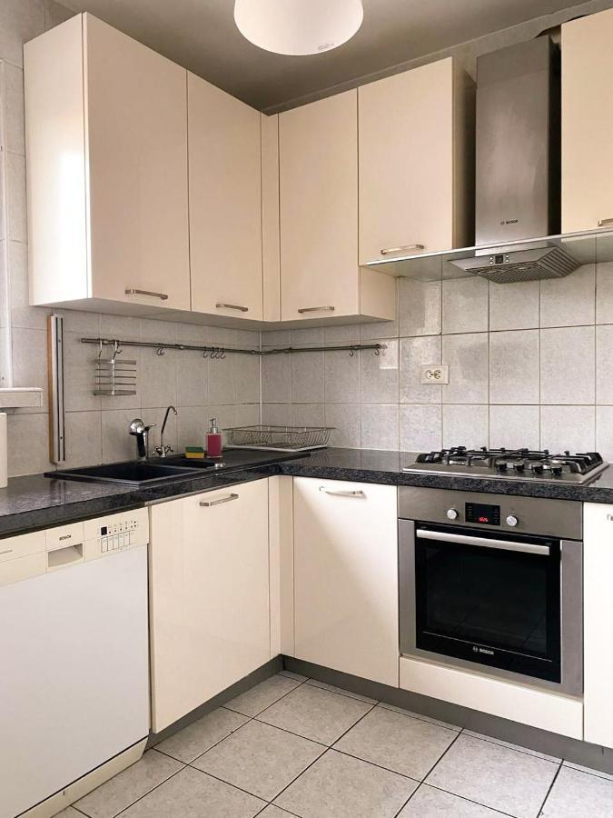 Twarda 66 Pokoje W Centrum Warszawy Varşova Dış mekan fotoğraf