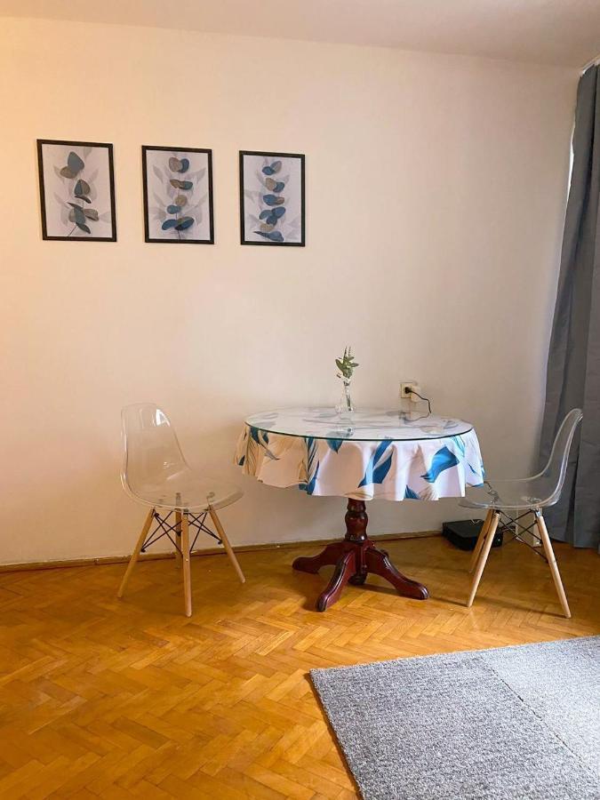 Twarda 66 Pokoje W Centrum Warszawy Varşova Dış mekan fotoğraf